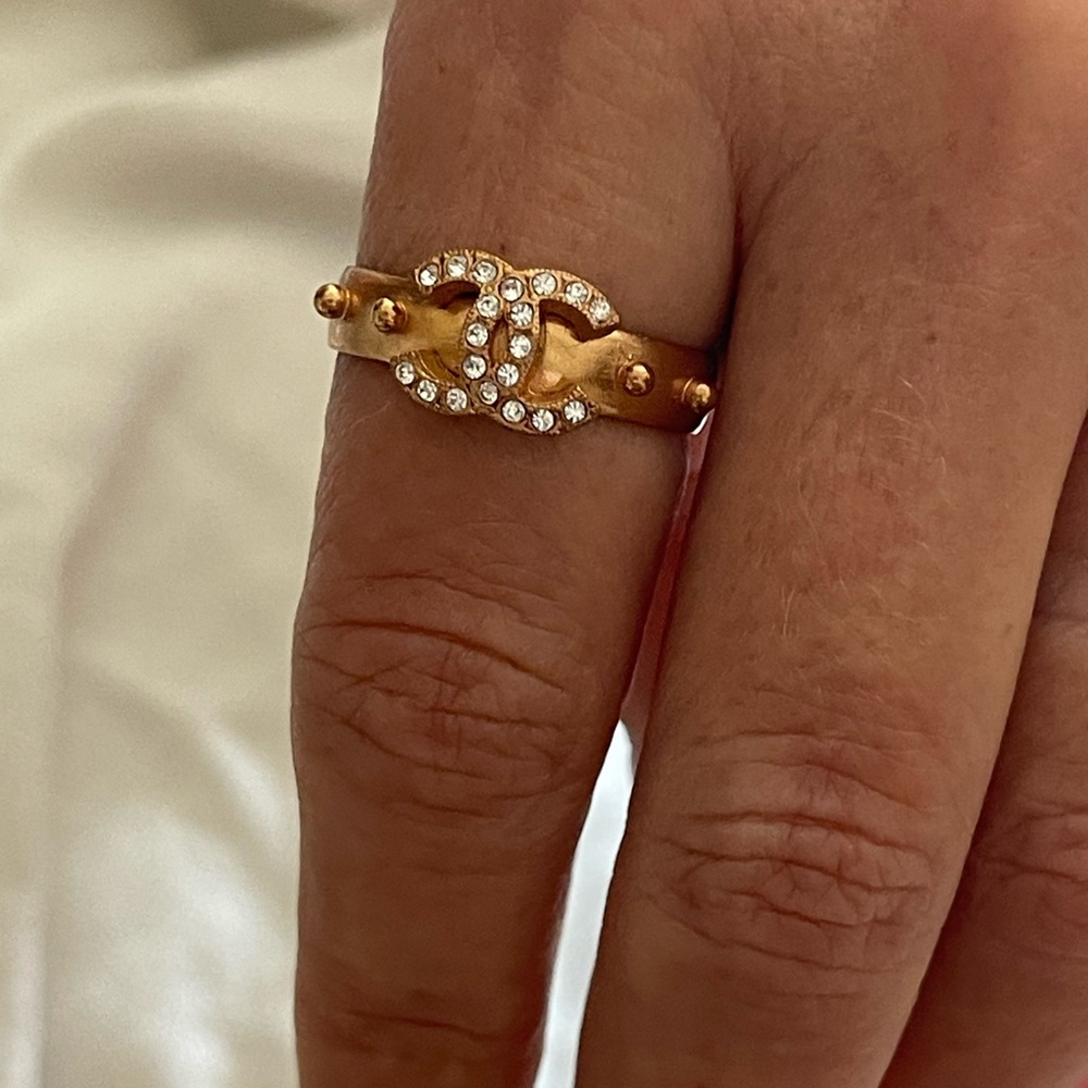 Chanel Vintage 24 Carat Plated Gold Crystal-Embellished Ring - Picture 11 of 12